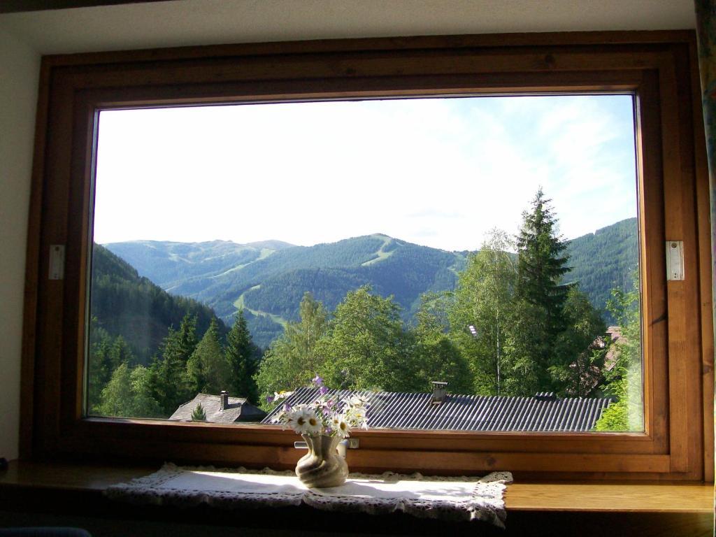 Appartement Latschen - Ferienhaus Bad Kleinkirchheim Extérieur photo